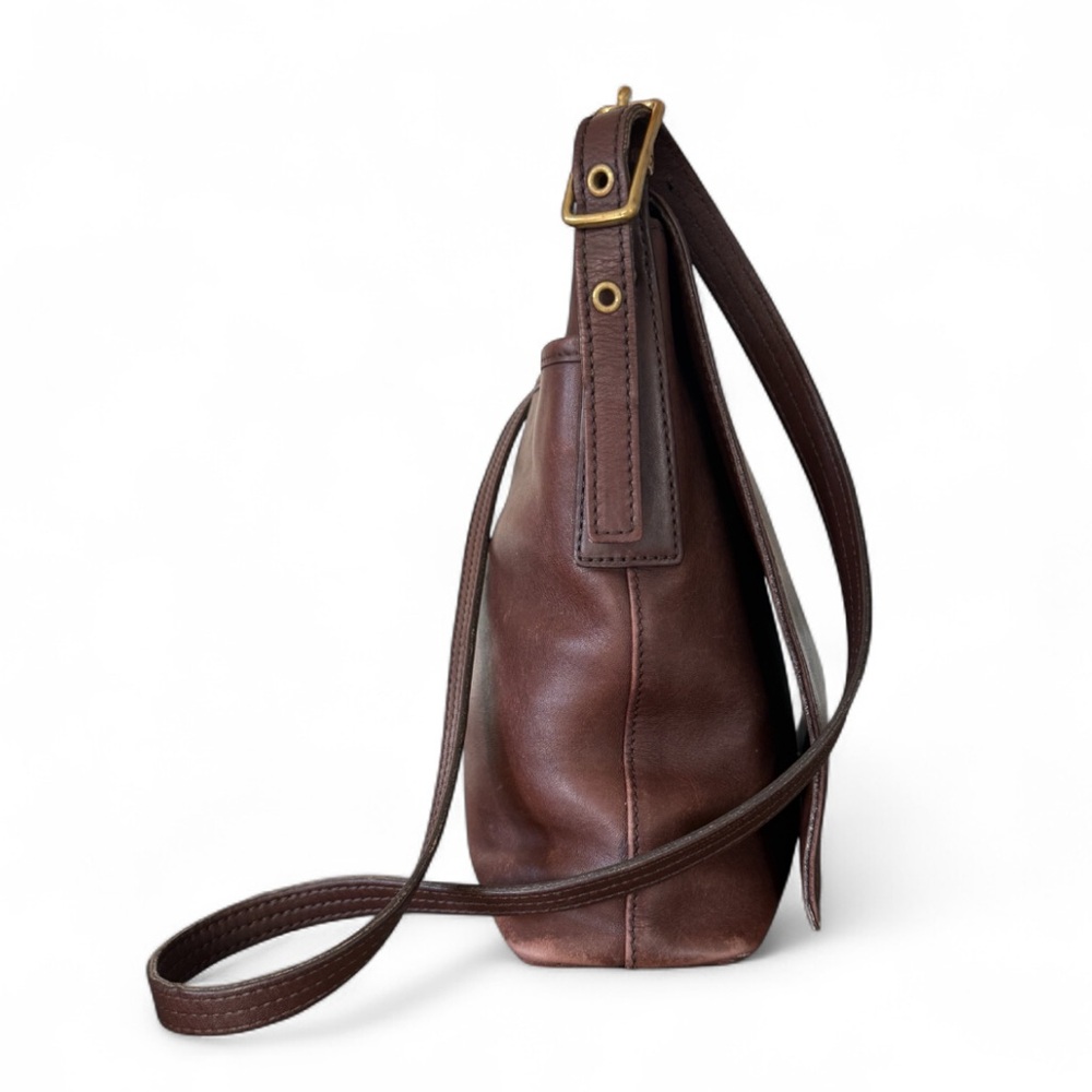 Legacy Monterey 9829 Mahogany Leather Flap Crossbody Costa Rica - Picture 4 of 17
